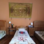 Hostel, Goscinne Mleczarnia - Ozonowane Хостел *