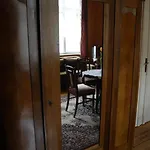 Hostel, Goscinne Mleczarnia - Ozonowane Хостел *