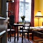 Hostel, Goscinne Mleczarnia - Ozonowane *