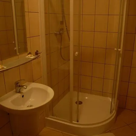 Hostel Hostel, Goscinne Mleczarnia - Ozonowane