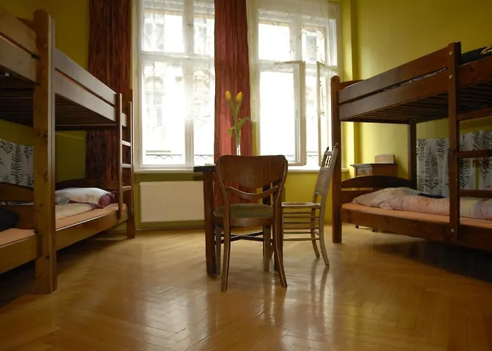 Hostel, Goscinne Mleczarnia - Ozonowane * 弗罗茨瓦夫