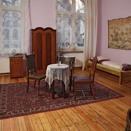 Hostel, Goscinne Mleczarnia - Ozonowane * 弗罗茨瓦夫