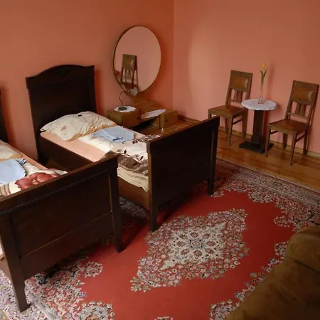 Hostel, Goscinne Mleczarnia - Ozonowane 旅馆 弗罗茨瓦夫