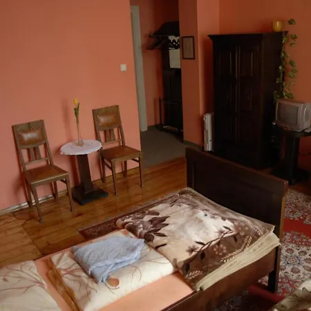 Hostel, Goscinne Mleczarnia - Ozonowane * 弗罗茨瓦夫