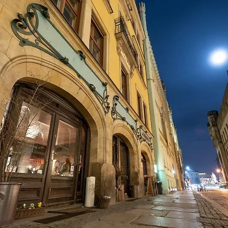 Hostel, Goscinne Mleczarnia - Ozonowane * 弗罗茨瓦夫