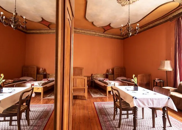 Hostel, Goscinne Mleczarnia - Ozonowane Хостел