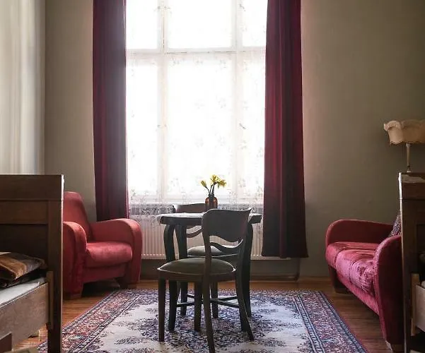 Hostel, Goscinne Mleczarnia - Ozonowane Вроцлав